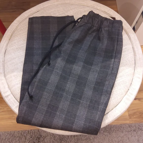 Aritzia Group by Babaton Jimmy Pant Plaid Sz S - Picture 7 of 11